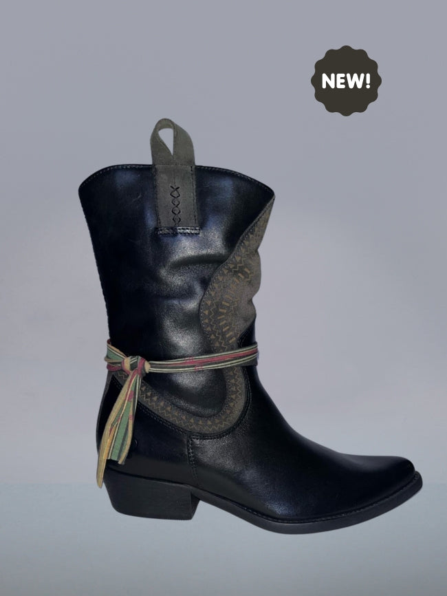"Felmini" Stylish women’s western style Boots. Quality leather uppers and 100% hand made in Portugal.