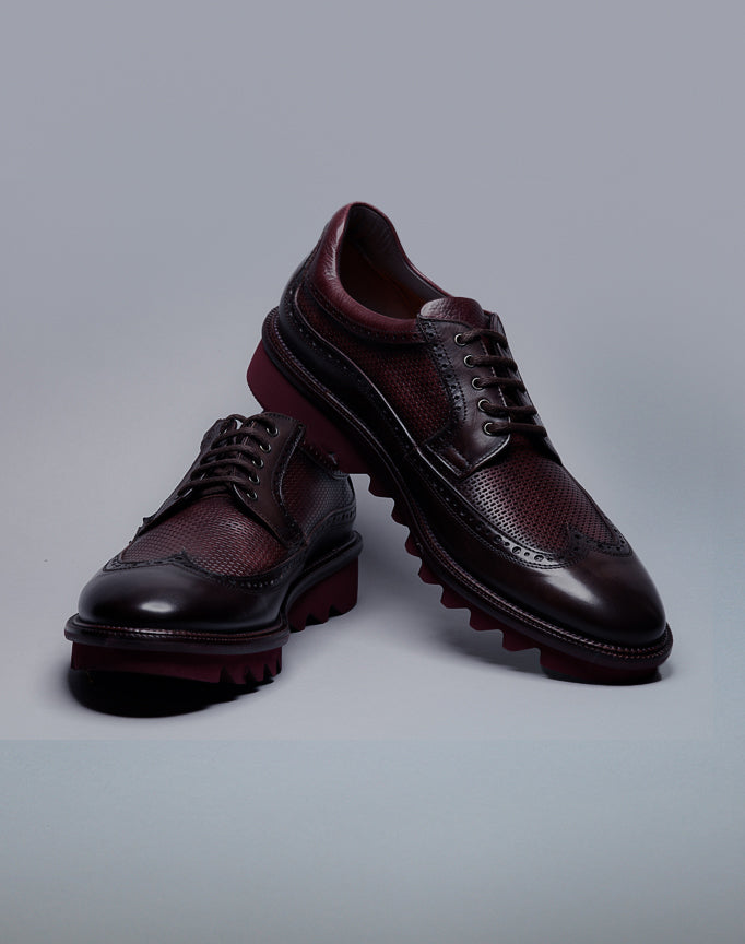 Calce Comfort Light burgundy Laces with stylish Stacked lug sole.