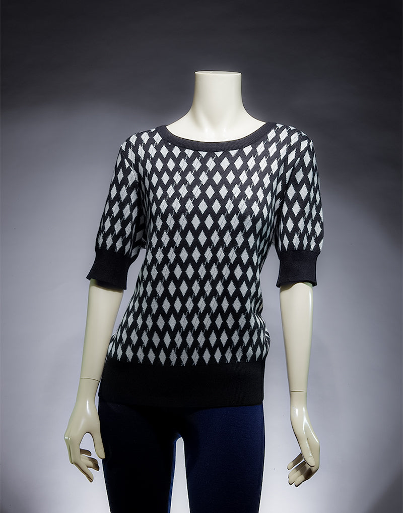 NADO Black and White Arglye women's pullover